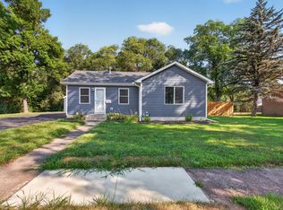 935 5th Ave W, Shakopee, MN 55379