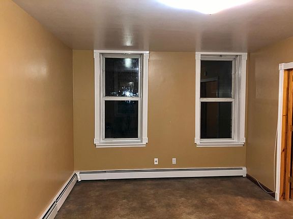 living room 20 ft wide