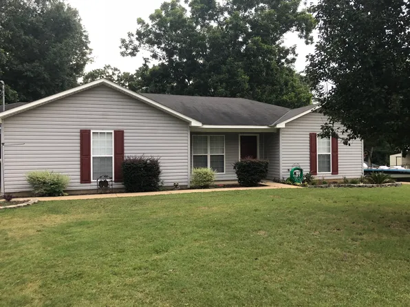 5848 Mullin Stroud Rd, Smiths Station, AL 36877