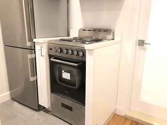 Rented by Sky Management | media 25