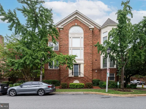 1500 N Colonial Ter, Arlington, VA 22209