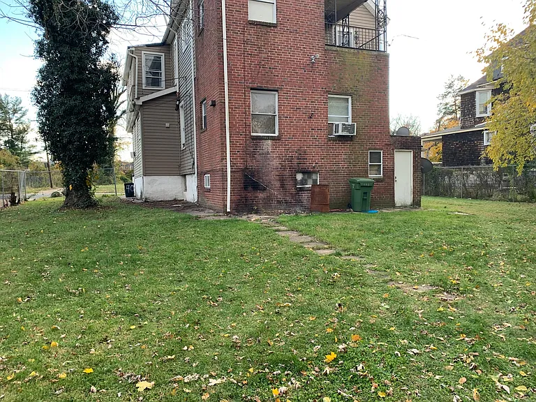 4002 Fernhill Ave — Photo 24