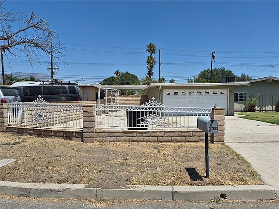 3rd image of 6959 Newbury Ave