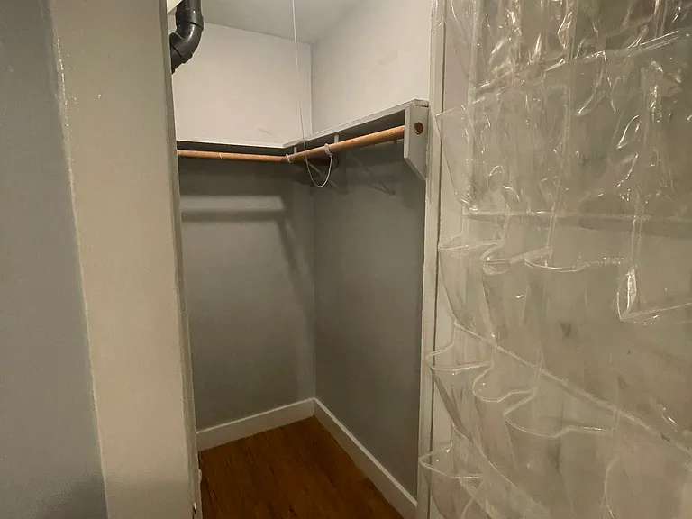 51 Spring St #1R — Photo 9