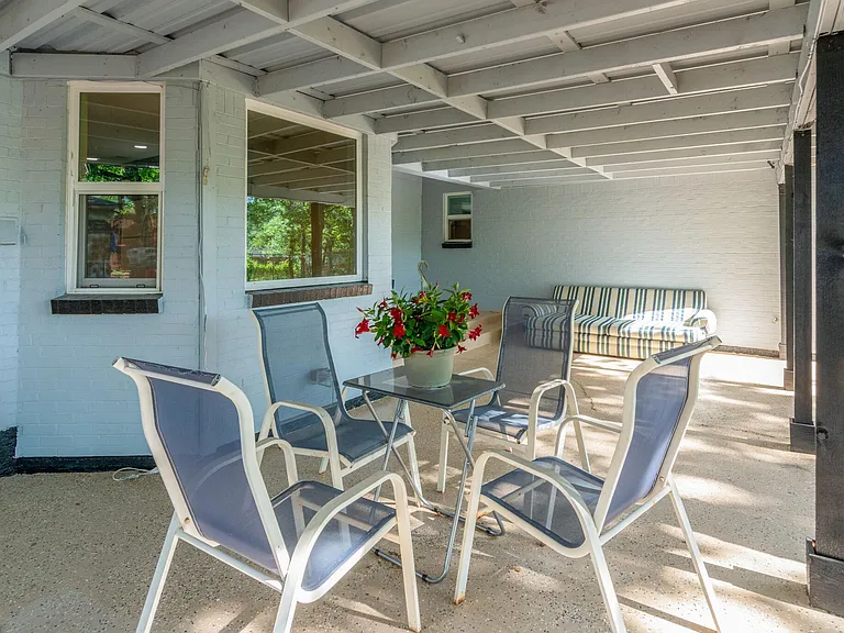 612 Vine St — Photo 13