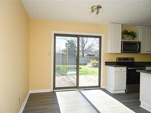 5th image of 5691 Hammons Dr