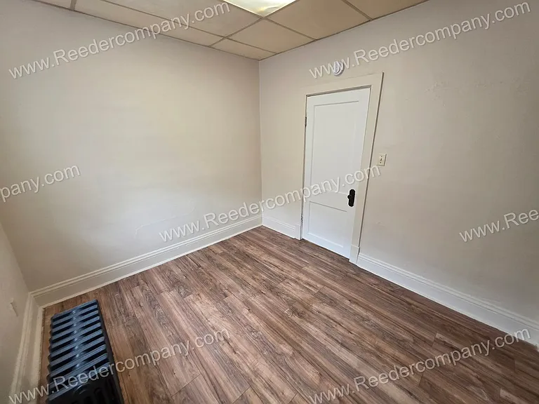3915 Catalpa Street — Photo 8