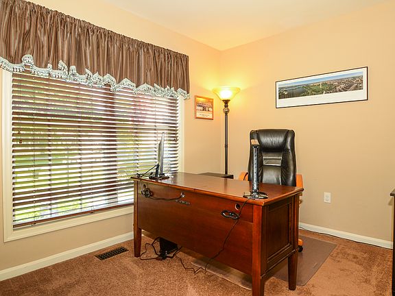 3rd image of 12925 Aspire Ct