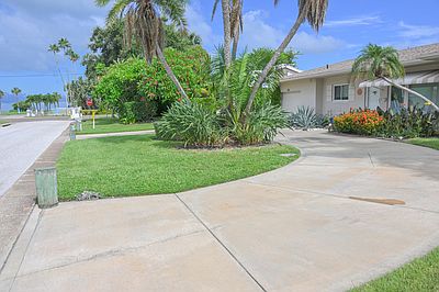 3rd image of 103 19th St