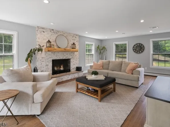 6 Ironia Rd, Chester Twp., NJ 07836