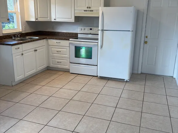 Zephyr point, 5611 1st St #F5f2e99c2, Zephyrhills, FL 33542