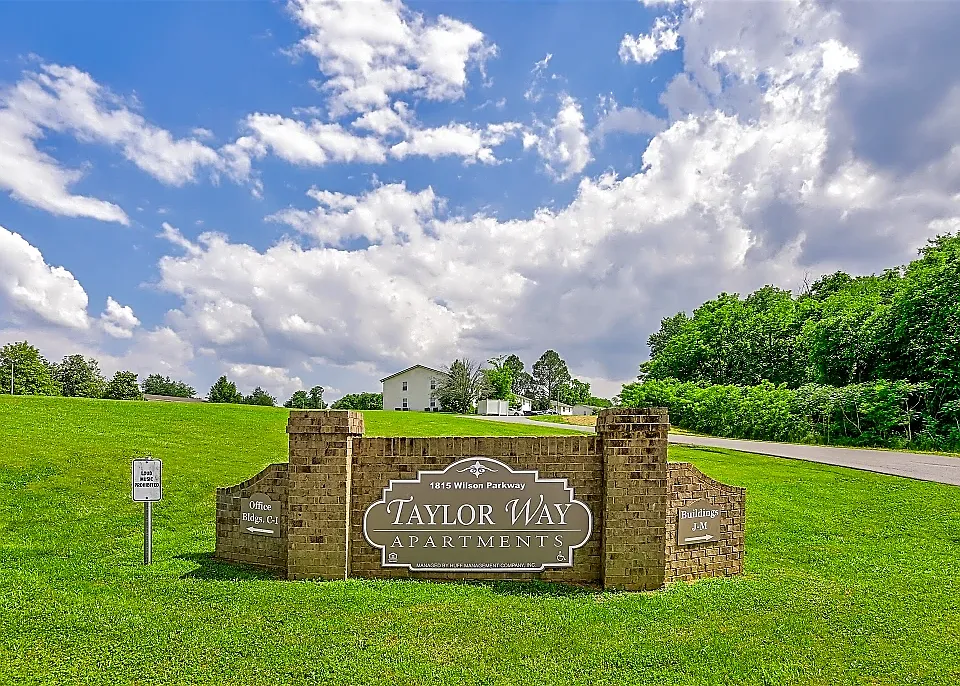 Taylor Way Apartments