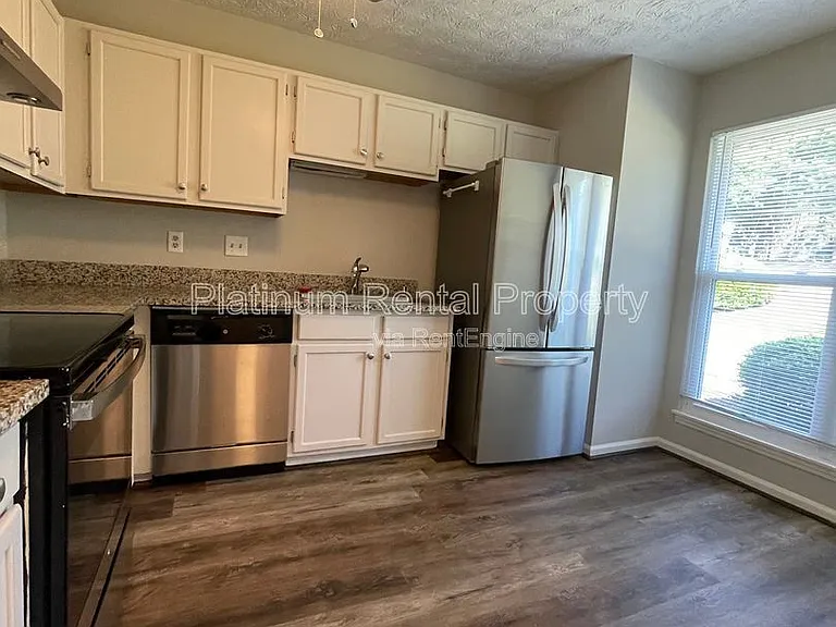 1125 Jamestowne Trl — Photo 6