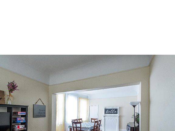 3rd image of 1 Georgia St