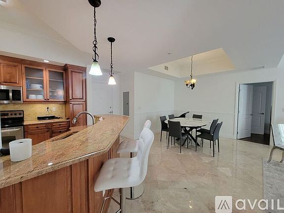 3rd image of 801 S Olive Ave Unit 1216