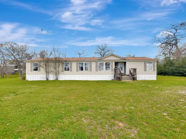 3385 Fm 1452 E, Madisonville, TX 77864
