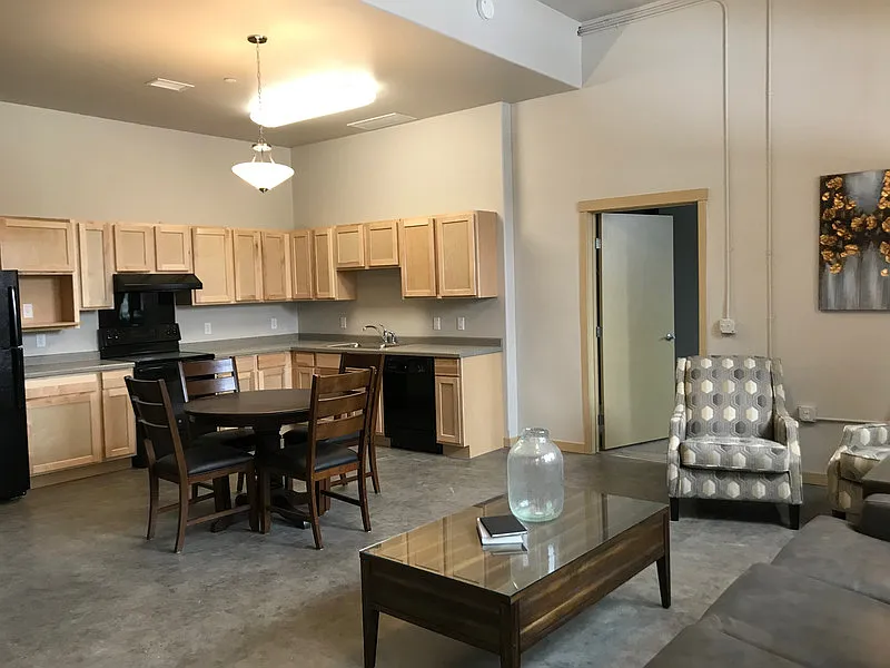 Historic on 4th Apartments