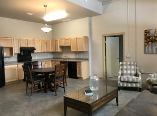 406 4th St NW #111, Mandan, ND 58554