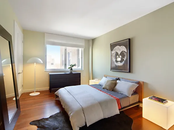 125 North 10th Street image 1 of 7