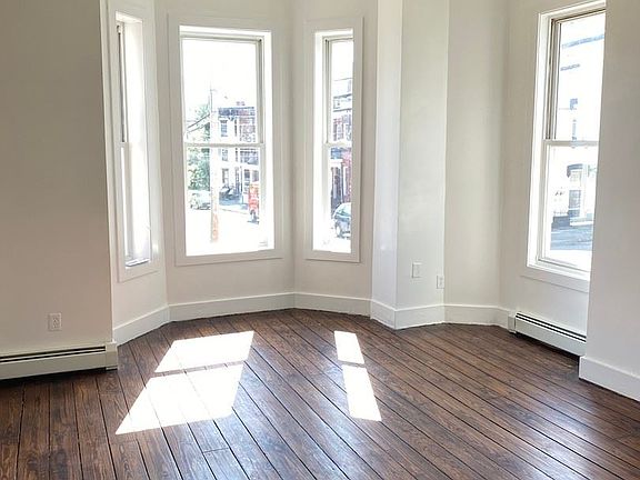 5th image of 16 Farrington St APT 2