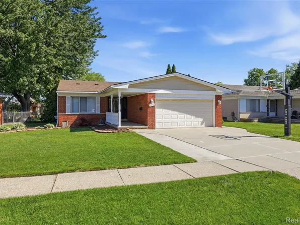 12943 Brixham Dr, Warren, MI 48088