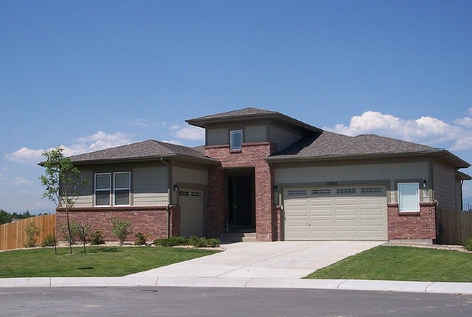 3 Car Walk-Out Ranch