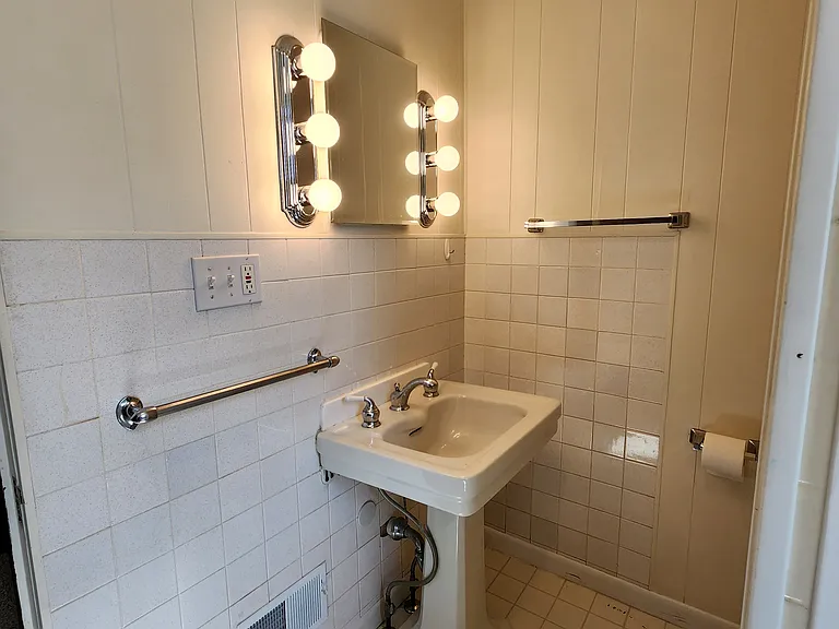 1101 Vermont St #1/2 — Photo 14