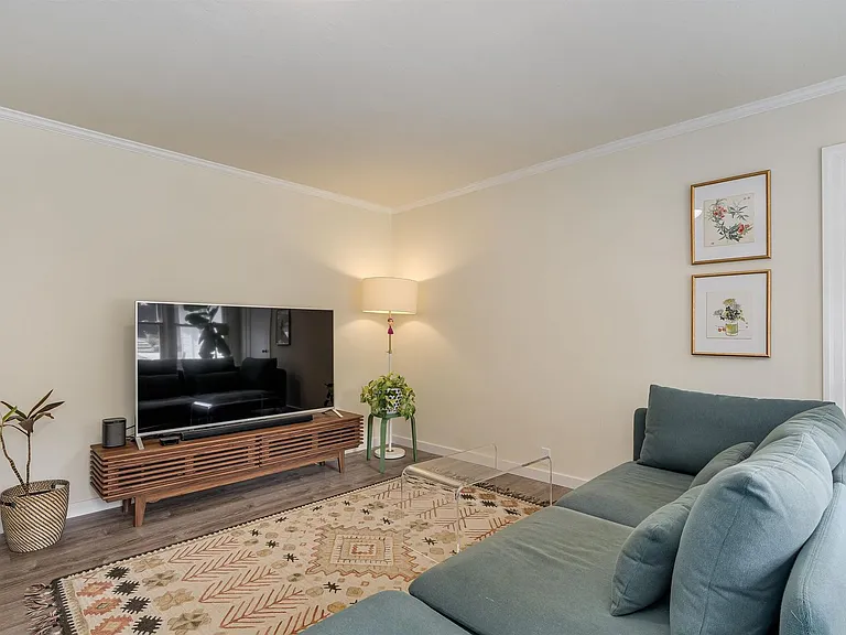 1410 Banks Ave — Photo 17