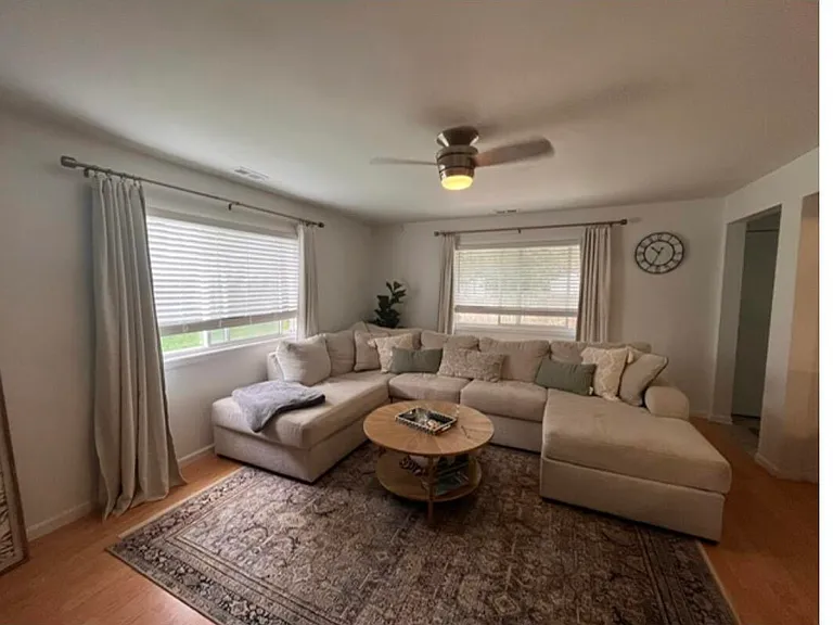42514 Hammill Ln — Photo 3