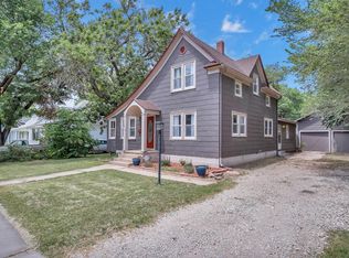 810 E Broadway St, Newton, KS 67114