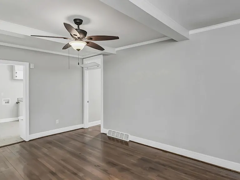 1013 Price Ave — Photo 22