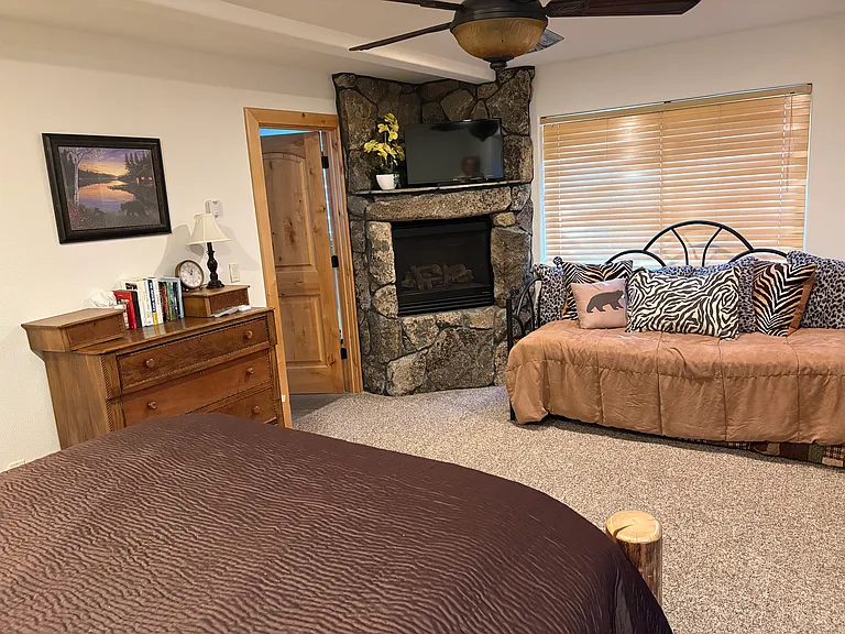 1637 Black Bart Ave — Photo 5