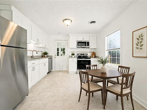 4th image of 73 Gillis Rd