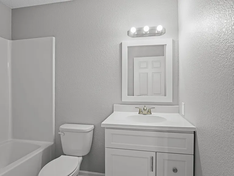 Callaway Villa Apartments — Photo 28