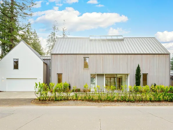 948 S Palatine Hill Rd, Portland, OR 97219