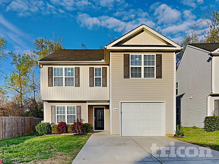 4748 Brewer Dr — Photo 2