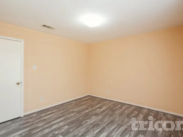 7310 Gettysburg Dr — Photo 10