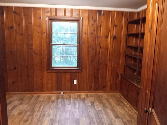 5th image of 5264 Sheridan Ln