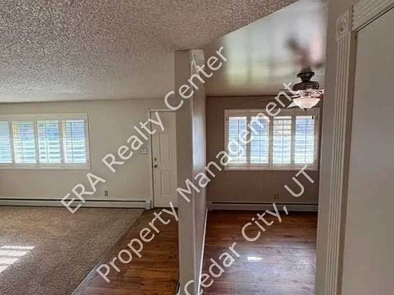 282 S Dewey Ave #A — Photo 7