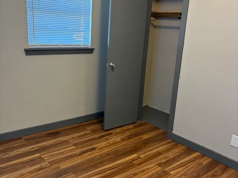 108 W Beech St #108 — Photo 7