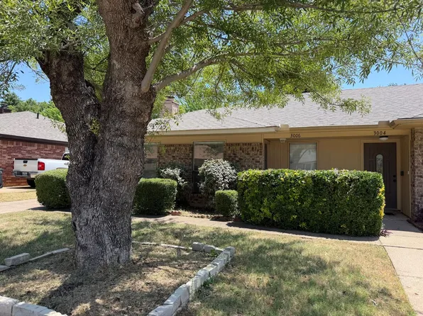 3006 Post Oak Dr, Euless, TX 76039