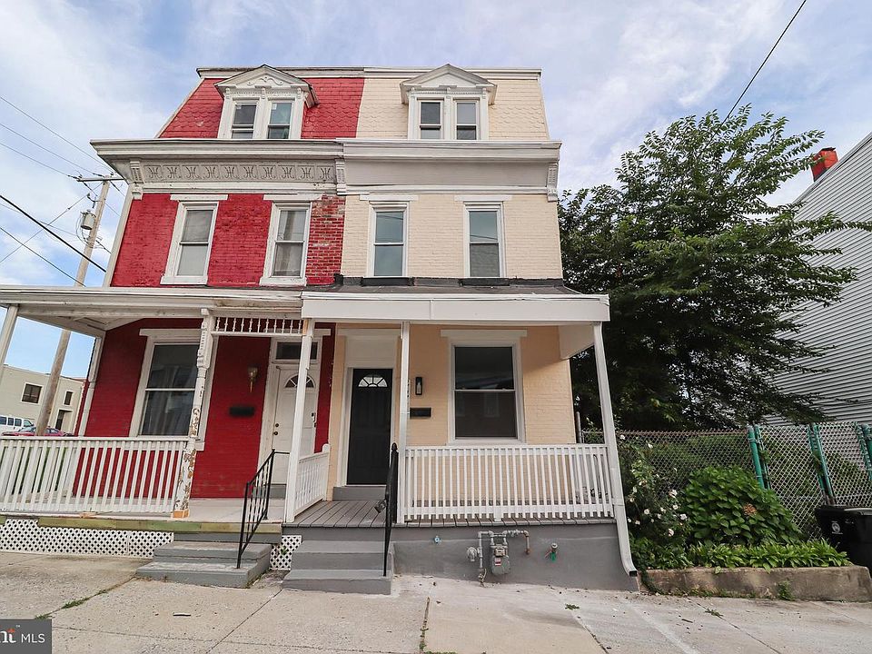 1st image of 427 Muench St