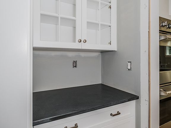 Butlers pantry 