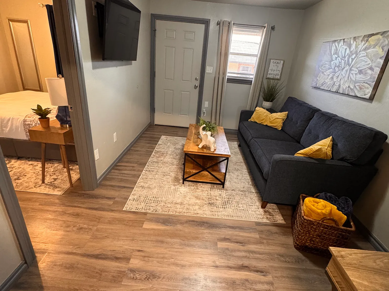 1 bed, $1,250 — Photo 2