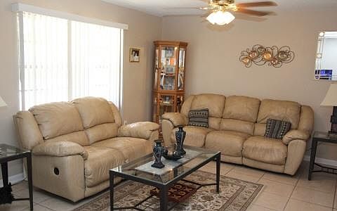 2nd image of 1509 Azalea Ct