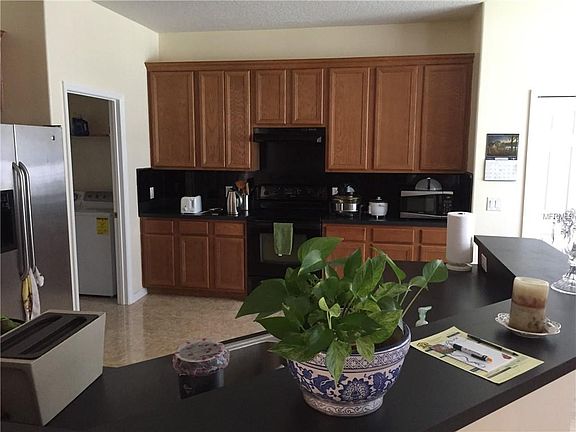 5th image of 1113 Dunbrooke St