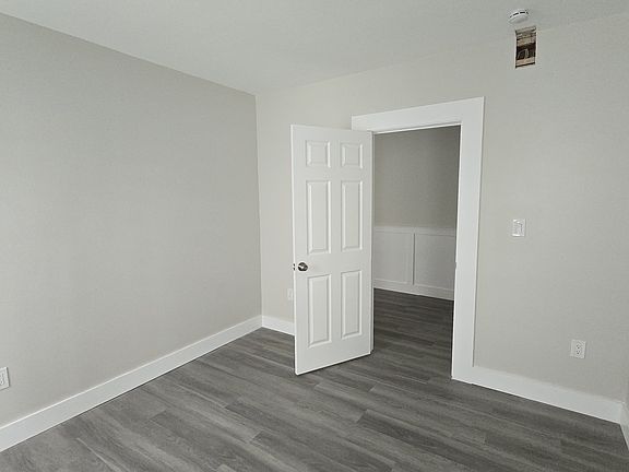 5th image of 1514 Pembroke St #L1