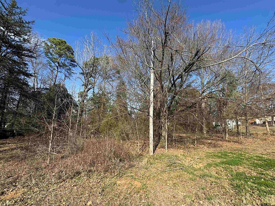 2nd image of Private Road 52040