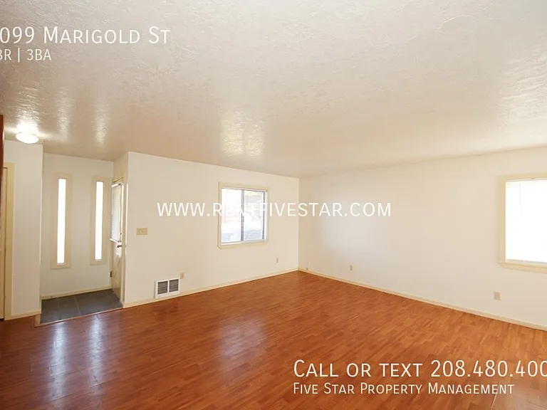 2099 Marigold St — Photo 4