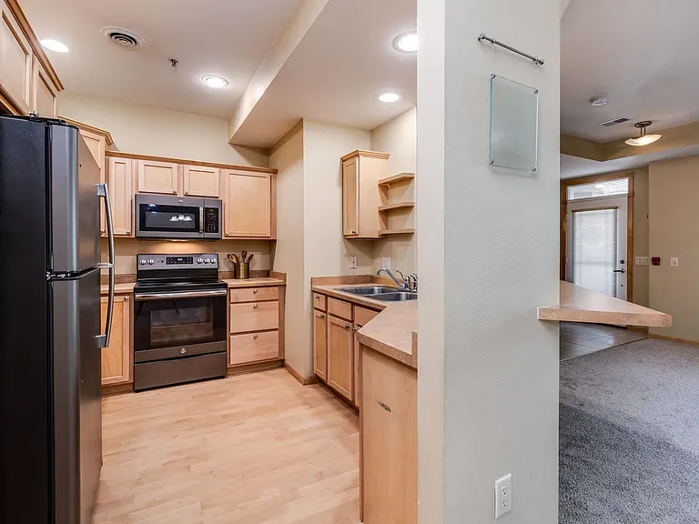 8261 Starr Grass Dr — Photo 3